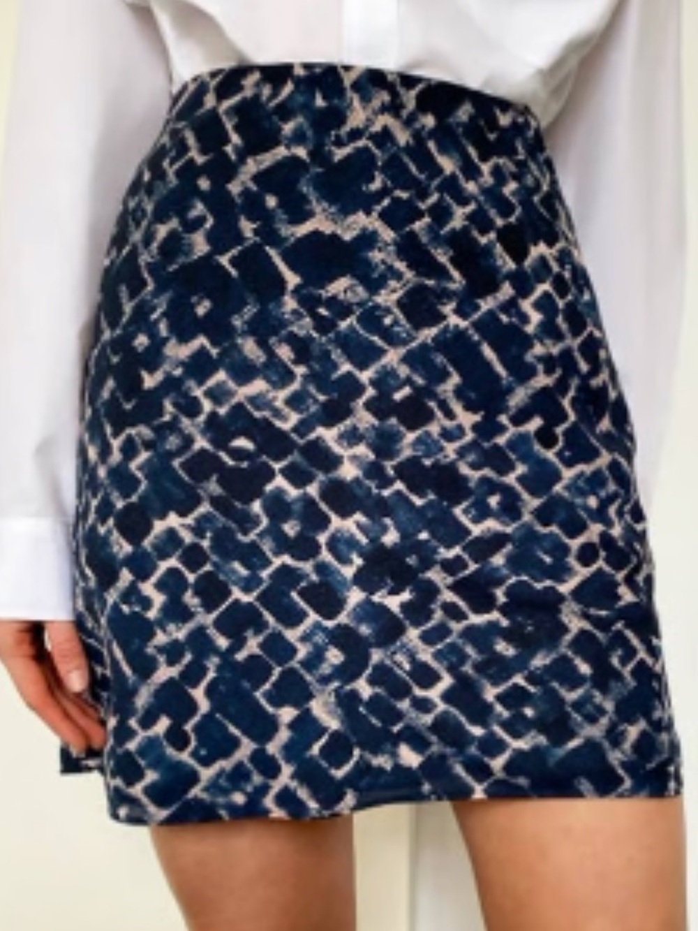 ARITZIA | MINI SLIP SKIRT